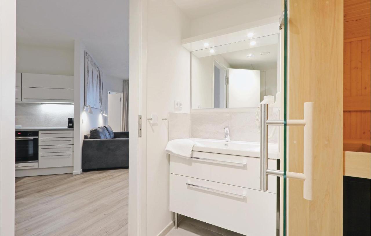 Amazing Apartment In Luebeck Travemuende With Sauna Eksteriør billede